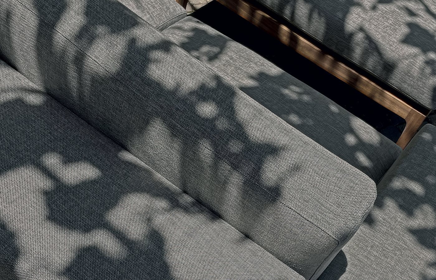 sofa_Garden_Ambientata